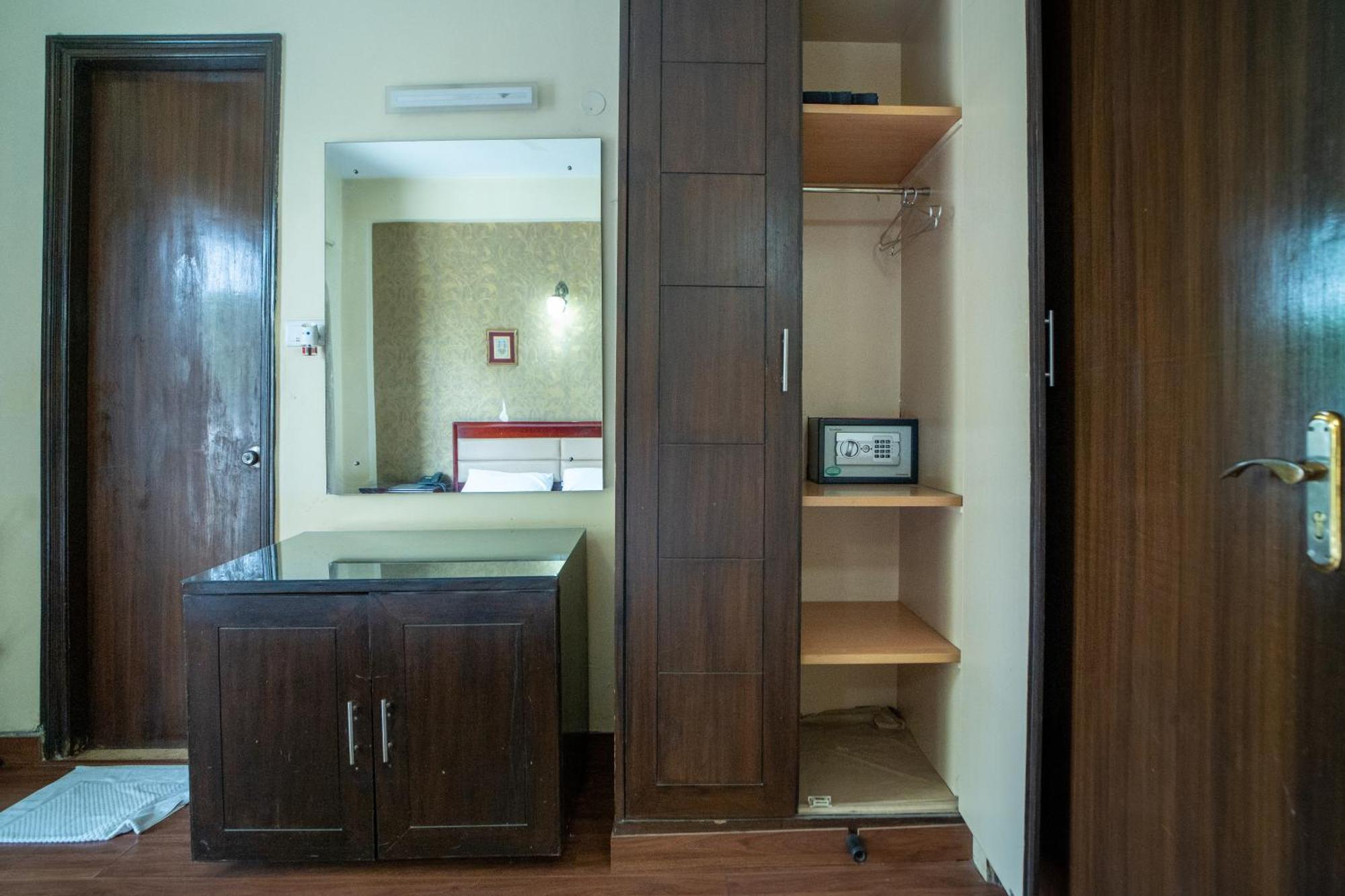 Enkay Residency V Block-Cyber City Gurgaon Exterior photo